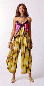 Load image into Gallery viewer, Sorella Pants
