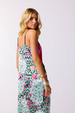 Load image into Gallery viewer, Naomi Dress
