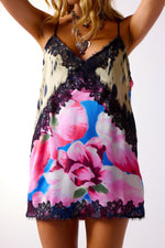 Load image into Gallery viewer, Amber Dress
