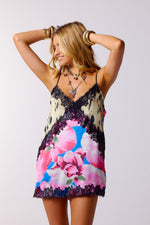 Load image into Gallery viewer, Amber Dress
